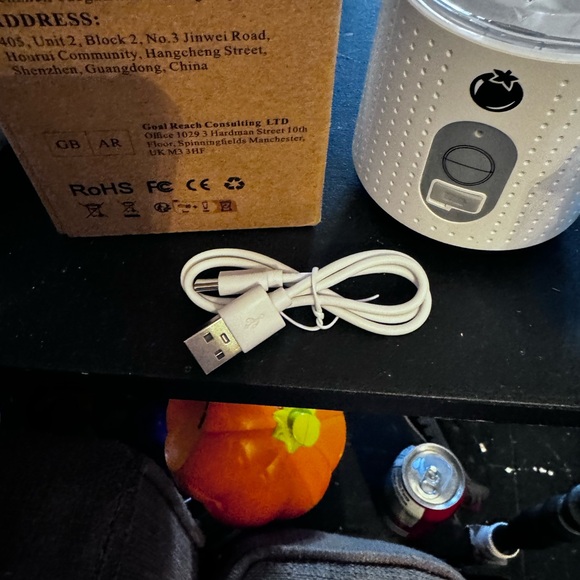 Clocime Portable Blender Model: A1 - Picture 4 of 4